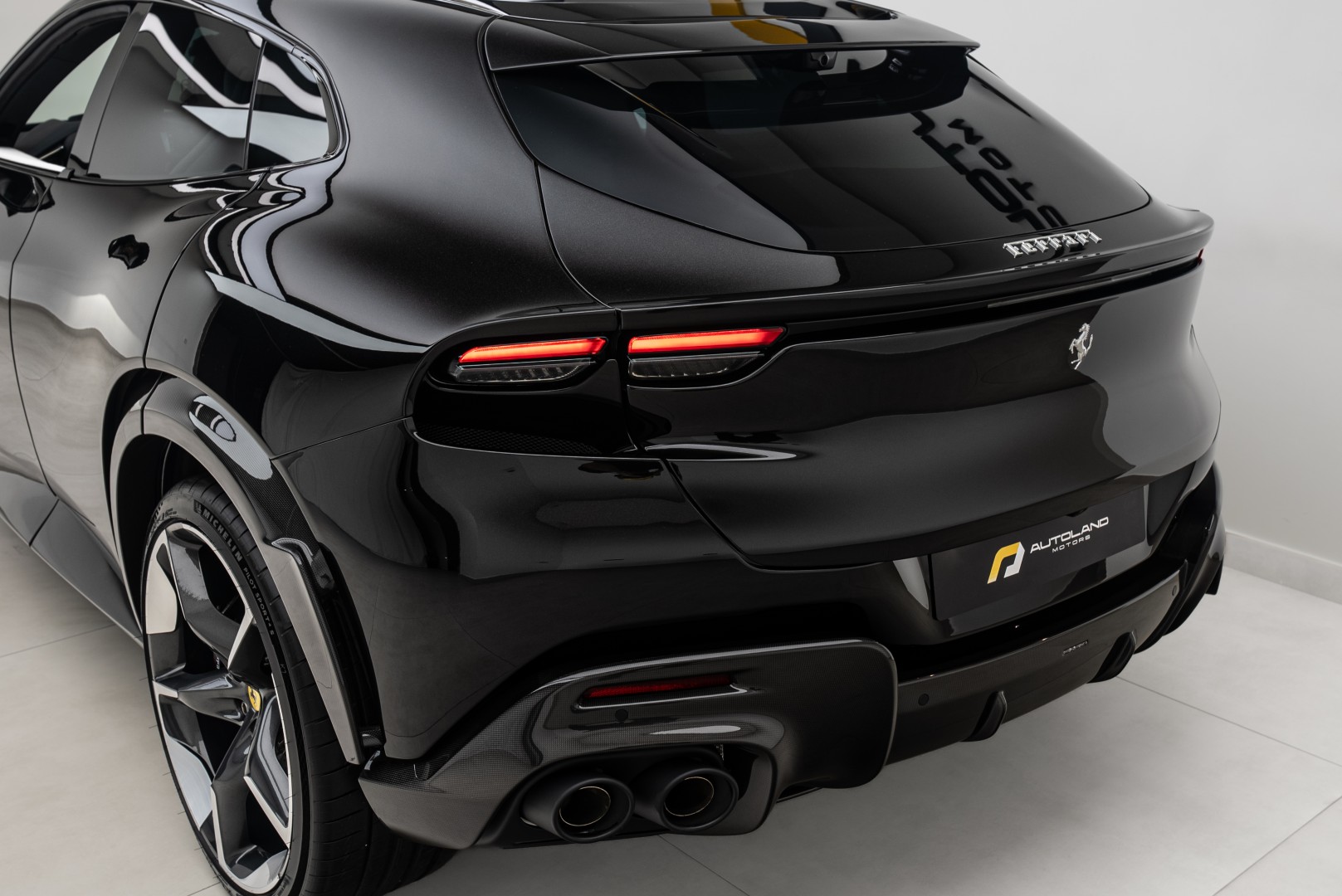 2025 FERRARI PUROSANGUE | FULL CARBON | MAIN DEALER SERVICE | HIGH SPEC